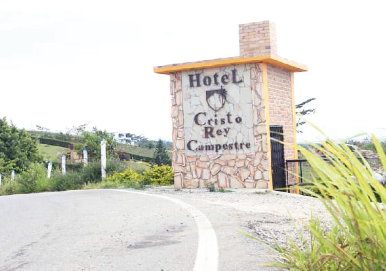 Hotel Cristo Rey Campestre Los Santos  Zewnętrze zdjęcie